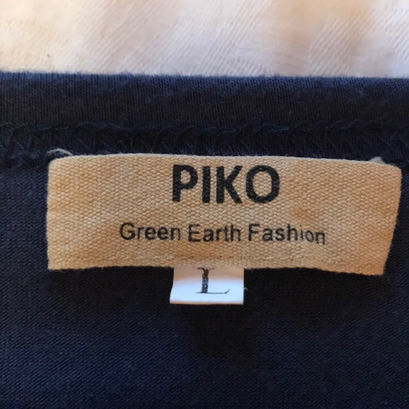 Piko Dress - Picture 3 of 5